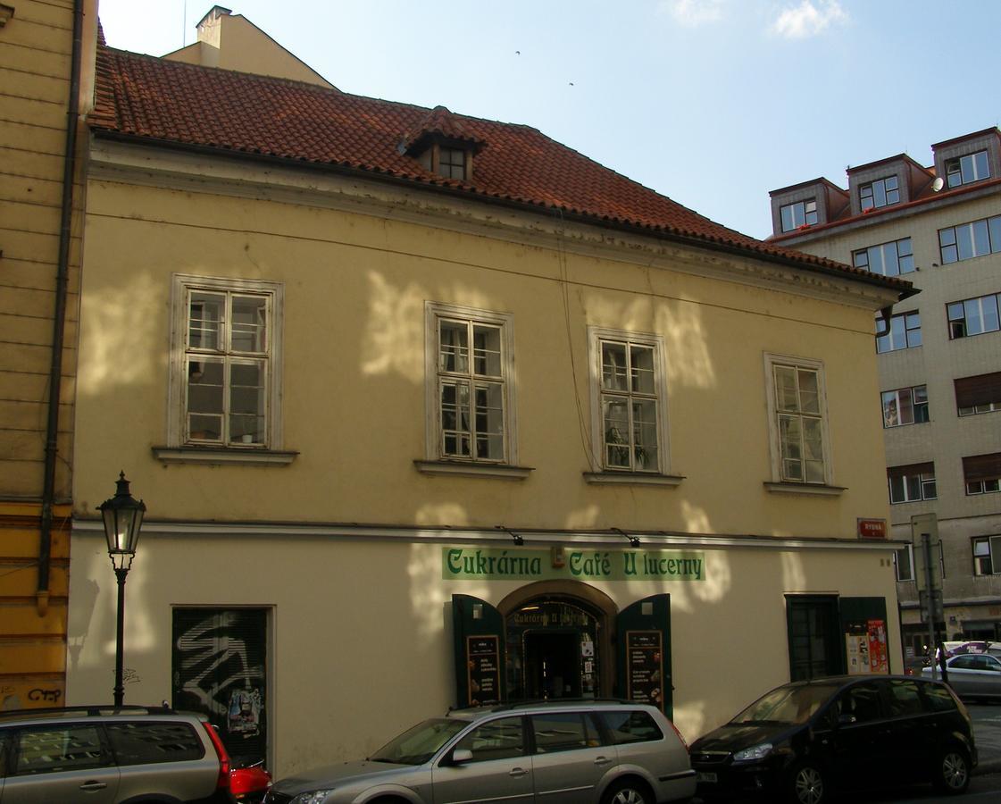 Apartment Aida Прага Екстериор снимка